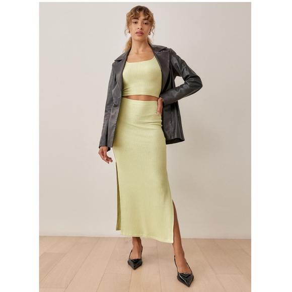 Size M | NWT Reformation Chantilly Skirt - Picture 2 of 7